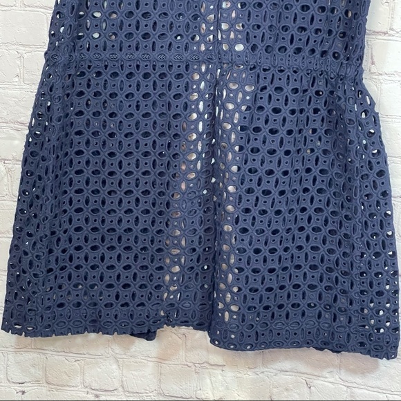 Chico’s Blue Eyelet Vest Jacket size 0 - Picture 10 of 15